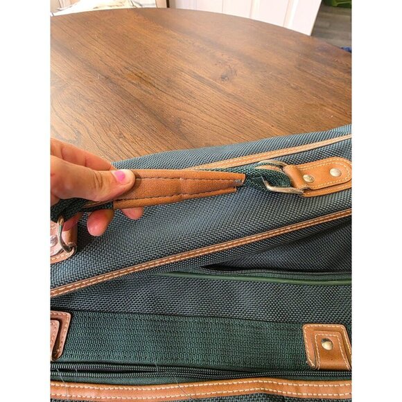La Valege Garment Bag Luggage Leather Trimmed 22 x 22 Green - Picture 16 of 16